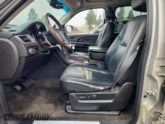 2007 Cadillac Escalade ESV с VIN 1GYFK66807R228777, выставлен на аукционе Copart как лот 89708865 с пробегом 225 995 миль миль и Чистый • Clean title. История ставок и продаж доступна на DreamBid. Изображение 7.