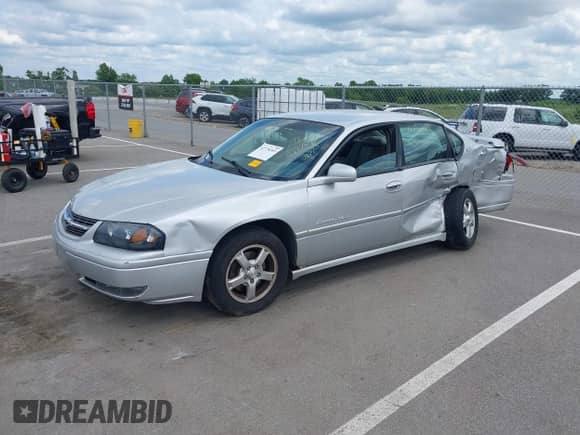 2004 Chevrolet Impala LS with VIN 2G1WH52K449252935, listed as a IAAI auction lot 42776265 with 176,789 mi miles and . Bid and sale history available at DreamBid. Image 2.