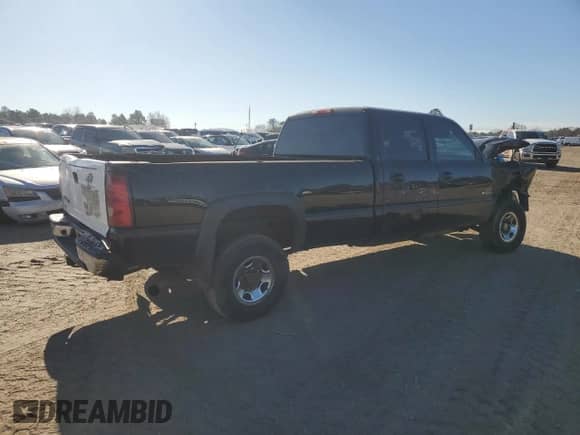 2005 Chevrolet Silverado 3500 SRW LT с VIN 1GCHK33215F945667, выставлен на аукционе Copart как лот 46478175 с пробегом Не указан миль и Списание • Salvage title. История ставок и продаж доступна на DreamBid. Изображение 3.