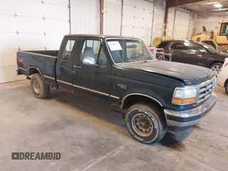 1994 Ford F-150 with VIN 1FTEX14H1RKA60071, listed as a IAAI auction lot 41887754 with 160,447 mi miles and . Bid and sale history available at DreamBid. Image 1.