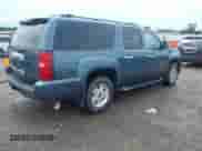 2009 Chevrolet Suburban 2LT с VIN 1GNFK26379R209463, выставлен на аукционе IAAI как лот 42505241 с пробегом 304 821 миль миль и . История ставок и продаж доступна на DreamBid. Изображение 4.