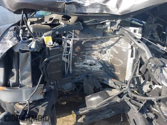 2020 Ram 1500 Tradesman z VIN 3C6RR6KT8LG224700, wystawiony jako IAAI lot #42875553 z przebiegiem Nie podano mil oraz . Historia ofert i sprzedaży dostępna na DreamBid. Obrazek 10.