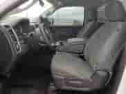 2014 Ram 1500 Express z VIN 3C6JR7AT1EG325343, wystawiony jako Copart lot #60494075 z przebiegiem 133 080 mil mil oraz Czysty tytuł • Clean title. Historia ofert i sprzedaży dostępna na DreamBid. Obrazek 7.