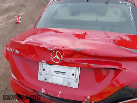 2017 Mercedes-Benz CLA 250 с VIN WDDSJ4EB2HN466301, выставлен на аукционе IAAI как лот 42523750 с пробегом 55 719 миль миль и . История ставок и продаж доступна на DreamBid. Изображение 18.