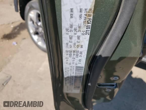 2020 Jeep Compass Limited with VIN 3C4NJDCB9LT216203, listed as a Copart auction lot 80500965 with 32,867 mi miles and Salvage title. Bid and sale history available at DreamBid. Image 12.