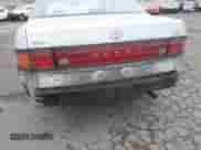 1994 Toyota Camry LE z VIN JT2SK12E2R0207688, wystawiony jako IAAI lot #41323827 z przebiegiem 162 680 mil mil oraz . Historia ofert i sprzedaży dostępna na DreamBid. Obrazek 6.