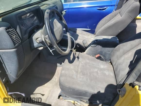 2004 Jeep Wrangler X with VIN 1J4FA39S54P746125, listed as a Copart auction lot 82713424 with 173,856 mi miles and Salvage title. Bid and sale history available at DreamBid. Image 7.