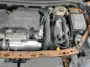 2017 Chevrolet Cruze LT z VIN 3G1BE6SM6HS583460, wystawiony jako Copart lot #83762095 z przebiegiem 80 373 mil mil oraz Czysty tytuł • Clean title. Historia ofert i sprzedaży dostępna na DreamBid. Obrazek 13.