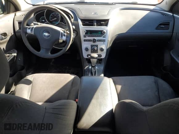 2010 Chevrolet Malibu 1LT с VIN 1G1ZC5EB0AF214533, выставлен на аукционе Copart как лот 86519295 с пробегом 149 645 миль миль и Списание • Salvage title. История ставок и продаж доступна на DreamBid. Изображение 8.