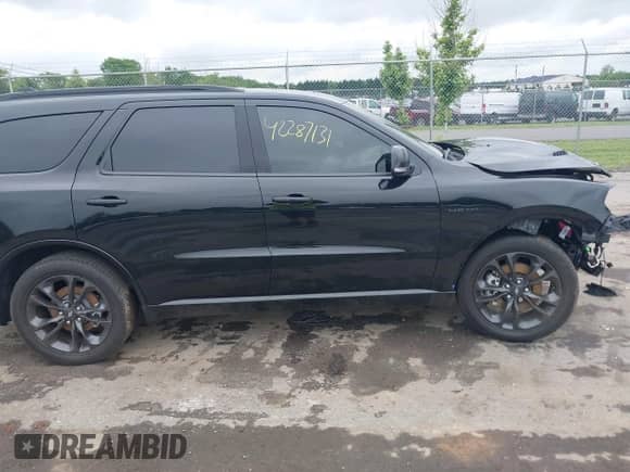 2025 Dodge Durango R/T Plus with VIN 1C4SDJCT4SC502679, listed as a IAAI auction lot 42287131 with 4,026 mi miles and . Bid and sale history available at DreamBid. Image 14.