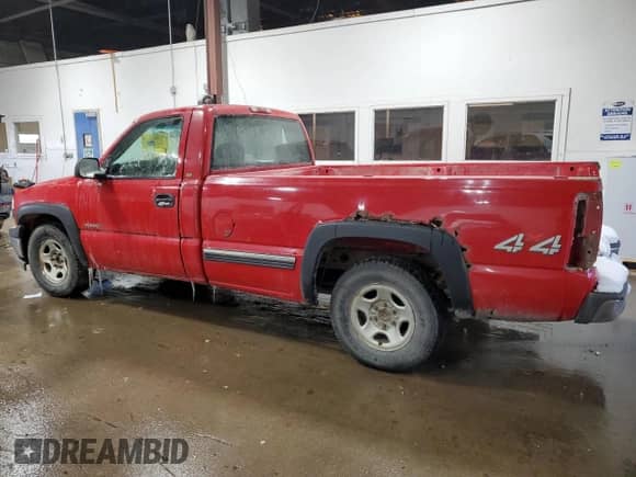 2000 Chevrolet Silverado 1500 with VIN 1GCEC14V0YE264553, listed as a Copart auction lot 44762715 with Not provided miles and Clean title. Bid and sale history available at DreamBid. Image 2.