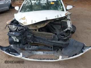 2013 Hyundai Elantra Limited with VIN 5NPDH4AE6DH447887, listed as a IAAI auction lot 43349557 with Not provided miles and . Bid and sale history available at DreamBid. Image 6.