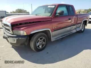 1999 Dodge 1500 z VIN 3B7HC13Y3XG166438, wystawiony jako Copart lot #77489184 z przebiegiem 204 102 mil mil oraz Szkoda całkowita • Salvage title. Historia ofert i sprzedaży dostępna na DreamBid. Obrazek 1.