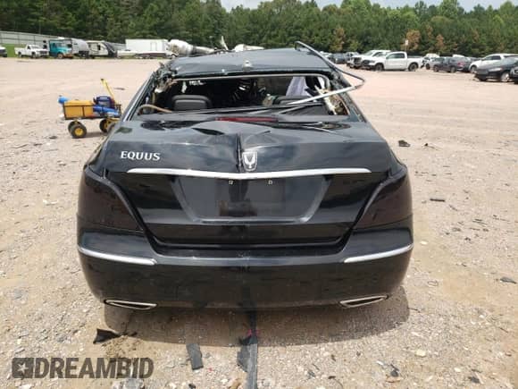 2011 Hyundai Equus Ultimate с VIN KMHGH4JF0BU041866, выставлен на аукционе Copart как лот 64290515 с пробегом Не указан миль и Списание • Salvage title. История ставок и продаж доступна на DreamBid. Изображение 6.