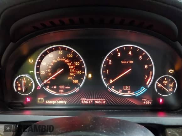 2012 BMW 7 Series 750i xDrive z VIN WBAKC6C57CC395594, wystawiony jako IAAI lot #42450983 z przebiegiem 124 747 mil mil oraz . Historia ofert i sprzedaży dostępna na DreamBid. Obrazek 7.