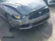 2017 Ford Mustang GT z VIN 1FA6P8CF7H5208224, wystawiony jako IAAI lot #43100029 z przebiegiem 87 720 mil mil oraz . Historia ofert i sprzedaży dostępna na DreamBid. Obrazek 18.