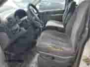 2006 Dodge Caravan Cargo z VIN 1D4GP21E66B511633, wystawiony jako Copart lot #84272085 z przebiegiem 149 226 mil mil oraz Czysty tytuł • Clean title. Historia ofert i sprzedaży dostępna na DreamBid. Obrazek 7.