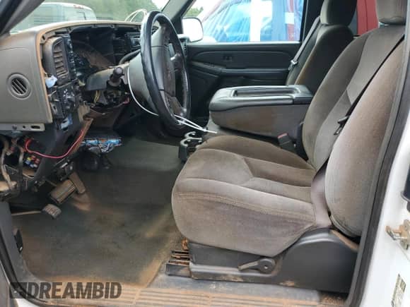 2005 GMC Sierra 1500 SLE z VIN 1GTEK19B85Z184567, wystawiony jako Copart lot #69142805 z przebiegiem Nie podano mil oraz Szkoda całkowita • Salvage title. Historia ofert i sprzedaży dostępna na DreamBid. Obrazek 7.