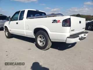 1998 Chevrolet S-10 LS с VIN 1GCCS1949W8243447, выставлен на аукционе Copart как лот 85758525 с пробегом 204 872 миль миль и Чистый • Clean title. История ставок и продаж доступна на DreamBid. Изображение 2.