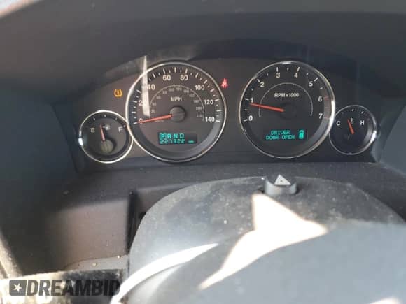 2007 Jeep Commander Sport с VIN 1J8HG48NX7C693408, выставлен на аукционе Copart как лот 71632305 с пробегом 227 322 миль миль и Списание • Salvage title. История ставок и продаж доступна на DreamBid. Изображение 9.