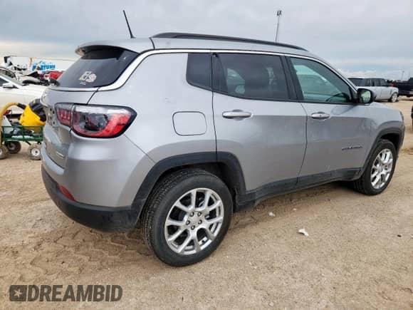 2024 Jeep Compass Latitude Lux с VIN 3C4NJDFN7RT578934, выставлен на аукционе Copart как лот 62761585 с пробегом 9 935 миль миль и Чистый • Clean title. История ставок и продаж доступна на DreamBid. Изображение 3.