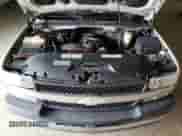 2001 Chevrolet Silverado 2500HD LS с VIN 1GCHC23UX1F106135, выставлен на аукционе Copart как лот 71551844 с пробегом 145 245 миль миль и Списание • Salvage title. История ставок и продаж доступна на DreamBid. Изображение 12.