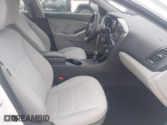 2014 Kia Optima LX с VIN 5XXGM4A79EG342672, выставлен на аукционе IAAI как лот 43313411 с пробегом 186 219 миль миль и . История ставок и продаж доступна на DreamBid. Изображение 5.