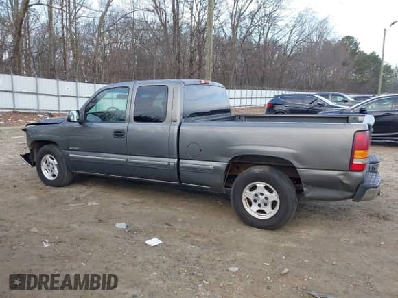 2002 Chevrolet Silverado 1500 LS with VIN 2GCEC19T121346310, listed as a IAAI auction lot 41451900 with 140,697 mi miles and . Bid and sale history available at DreamBid. Image 15.