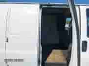 2019 Chevrolet Express Cargo с VIN 1GCWGAFG3K1216616, выставлен на аукционе IAAI как лот 42992485 с пробегом 116 996 миль миль и . История ставок и продаж доступна на DreamBid. Изображение 8.