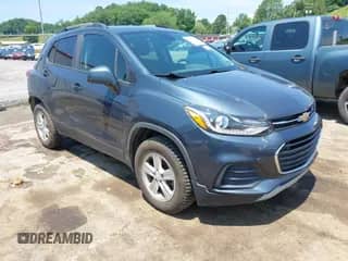 2021 Chevrolet Trax LT с VIN KL7CJPSM1MB375261, выставлен на аукционе IAAI как лот 42579323 с пробегом 84 161 миль миль и . История ставок и продаж доступна на DreamBid. Изображение 1.