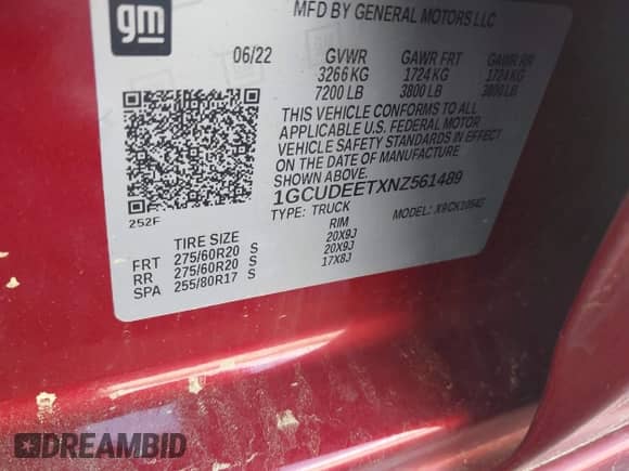 2022 Chevrolet Silverado 1500 RST z VIN 1GCUDEETXNZ561489, wystawiony jako IAAI lot #41959032 z przebiegiem 80 614 mil mil oraz . Historia ofert i sprzedaży dostępna na DreamBid. Obrazek 9.