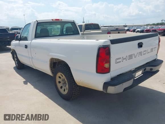 2007 Chevrolet Silverado 1500 Work Truck with VIN 3GCEC14X17G192285, listed as a IAAI auction lot 43128728 with 136,862 mi miles and . Bid and sale history available at DreamBid. Image 3.