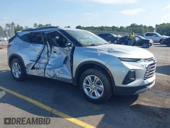 2022 Chevrolet Blazer LT с VIN 3GNKBHR46NS162651, выставлен на аукционе IAAI как лот 43167239 с пробегом 66 878 миль миль и . История ставок и продаж доступна на DreamBid. Изображение 1.