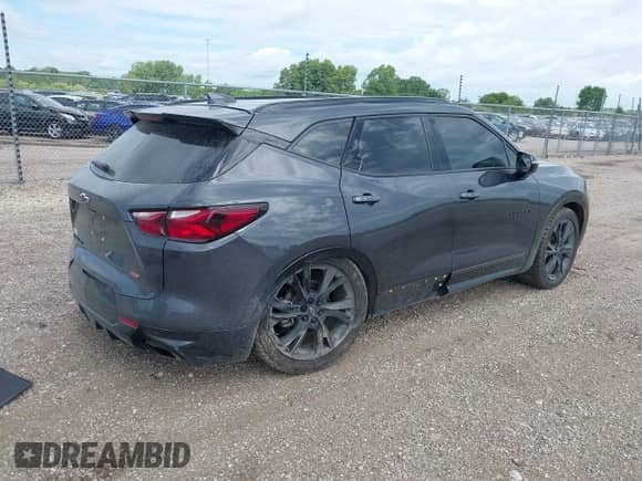 2021 Chevrolet Blazer RS с VIN 3GNKBKRS2MS542967, выставлен на аукционе IAAI как лот 42617417 с пробегом 48 571 миль миль и . История ставок и продаж доступна на DreamBid. Изображение 4.