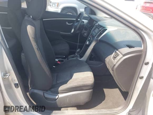 2013 Hyundai Elantra с VIN KMHD35LE9DU151412, выставлен на аукционе IAAI как лот 43240248 с пробегом 234 435 миль миль и . История ставок и продаж доступна на DreamBid. Изображение 5.
