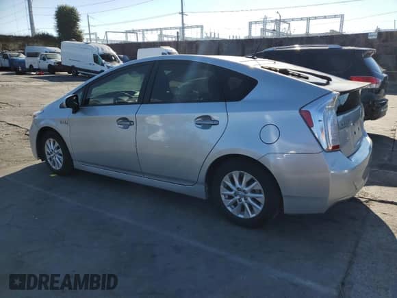 2015 Toyota Prius Advanced z VIN JTDKN3DP5F3070572, wystawiony jako Copart lot #80094105 z przebiegiem 90 404 mil mil oraz Szkoda całkowita • Salvage title. Historia ofert i sprzedaży dostępna na DreamBid. Obrazek 2.