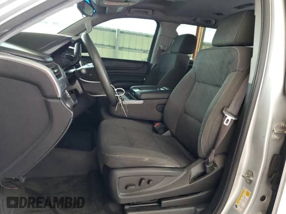 2015 Chevrolet Tahoe Commercial с VIN 1GNLC2EC0FR726004, выставлен на аукционе Copart как лот 72064115 с пробегом 251 194 миль миль и Списание • Salvage title. История ставок и продаж доступна на DreamBid. Изображение 7.