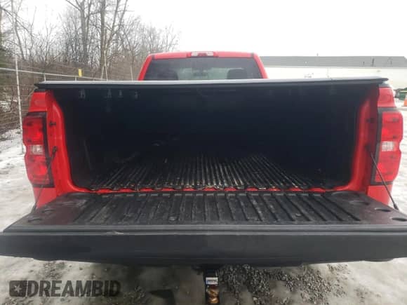 2018 Chevrolet Silverado 1500 Work Truck with VIN 1GCNKNEC5JZ230386, listed as a Copart auction lot 43510565 with 134,507 mi miles and Salvage title. Bid and sale history available at DreamBid. Image 10.