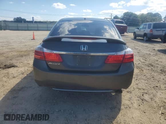 2013 Honda Accord EX-L z VIN 1HGCR2F88DA208947, wystawiony jako Copart lot #83944005 z przebiegiem 109 079 mil mil oraz Szkoda całkowita • Salvage title. Historia ofert i sprzedaży dostępna na DreamBid. Obrazek 6.