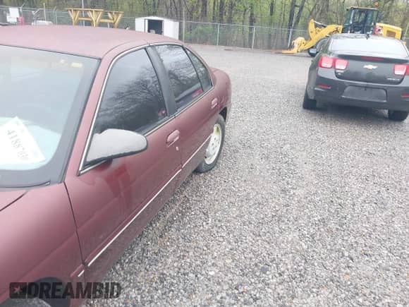 1997 Chevrolet Lumina LS с VIN 2G1WL52M1V1130470, выставлен на аукционе IAAI как лот 41887030 с пробегом 130 410 миль миль и . История ставок и продаж доступна на DreamBid. Изображение 6.