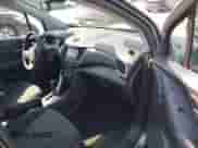 2020 Chevrolet Trax LS с VIN 3GNCJNSB8LL185953, выставлен на аукционе IAAI как лот 42857583 с пробегом 68 791 миль миль и . История ставок и продаж доступна на DreamBid. Изображение 5.