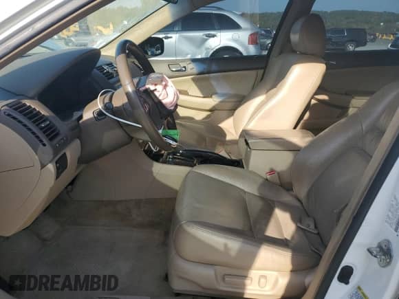 2006 Honda Accord EX-L с VIN 1HGCM56886A147232, выставлен на аукционе Copart как лот 81549425 с пробегом 237 848 миль миль и Списание • Salvage title. История ставок и продаж доступна на DreamBid. Изображение 7.