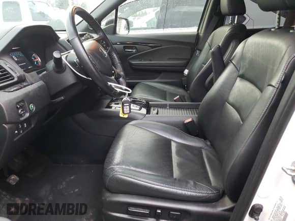 2020 Honda Passport Touring with VIN 5FNYF7H93LB005261, listed as a Copart auction lot 46109305 with 68,983 mi miles and Salvage title. Bid and sale history available at DreamBid. Image 7.