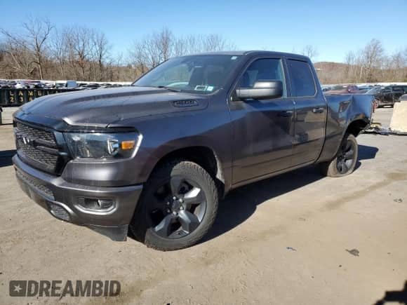2023 Ram 1500 Tradesman z VIN 1C6RRFCG1PN675997, wystawiony jako Copart lot #86810044 z przebiegiem 31 272 mil mil oraz Nie do naprawy • Non repairable. Historia ofert i sprzedaży dostępna na DreamBid. Obrazek 1.
