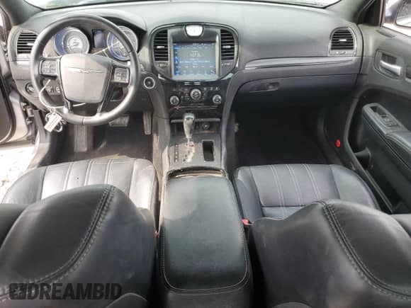 2014 Chrysler 300 S with VIN 2C3CCABT1EH119989, listed as a Copart auction lot 59122485 with 148,236 mi miles and Clean title. Bid and sale history available at DreamBid. Image 8.