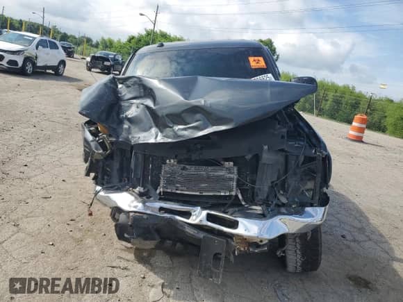 2005 GMC Sierra 1500 SLE z VIN 2GTEK13T551183872, wystawiony jako Copart lot #62696625 z przebiegiem 318 449 mil mil oraz Szkoda całkowita • Salvage title. Historia ofert i sprzedaży dostępna na DreamBid. Obrazek 5.