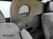 1996 Chevrolet Silverado 2500 z VIN 1GCGC29R8TE262987, wystawiony jako Copart lot #86620384 z przebiegiem 199 458 mil mil oraz Szkoda całkowita • Salvage title. Historia ofert i sprzedaży dostępna na DreamBid. Obrazek 12.