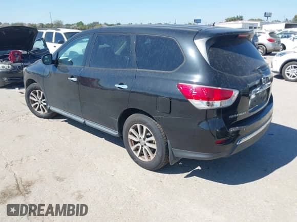 2015 Nissan Pathfinder S with VIN 5N1AR2MM1FC634309, listed as a IAAI auction lot 43470486 with 135,334 mi miles and . Bid and sale history available at DreamBid. Image 3.