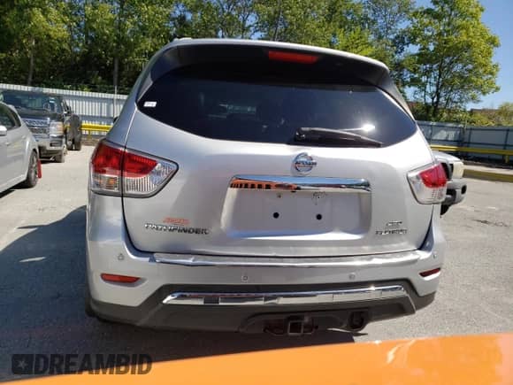 2015 Nissan Pathfinder Platinum with VIN 5N1AR2MM6FC714687, listed as a Copart auction lot 69971345 with 183,811 mi miles and Clean title. Bid and sale history available at DreamBid. Image 6.