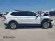 2019 Volkswagen Tiguan S с VIN 3VV1B7AX4KM127953, выставлен на аукционе IAAI как лот 42775849 с пробегом 136 640 миль миль и . История ставок и продаж доступна на DreamBid. Изображение 13.